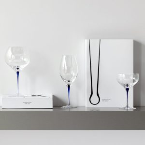 Orrefors <br>Intermezzo Wine Glass Blue - Image 4