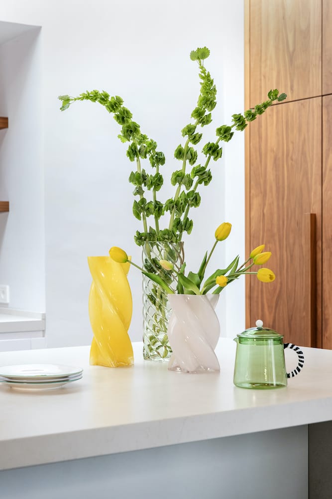 &Klevering <br>Marshmallow Opaque Yellow Vase - Image 2