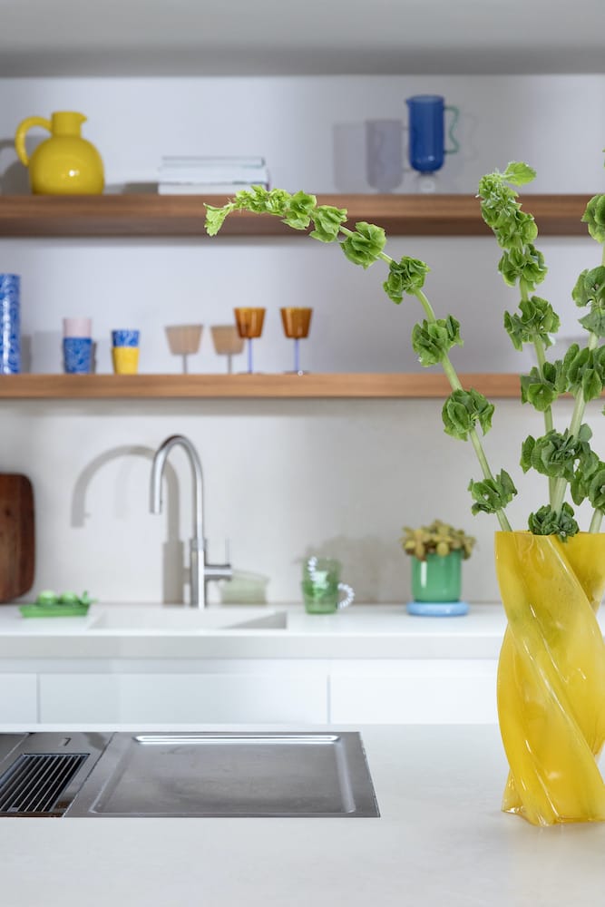 &Klevering <br>Marshmallow Opaque Yellow Vase - Image 3