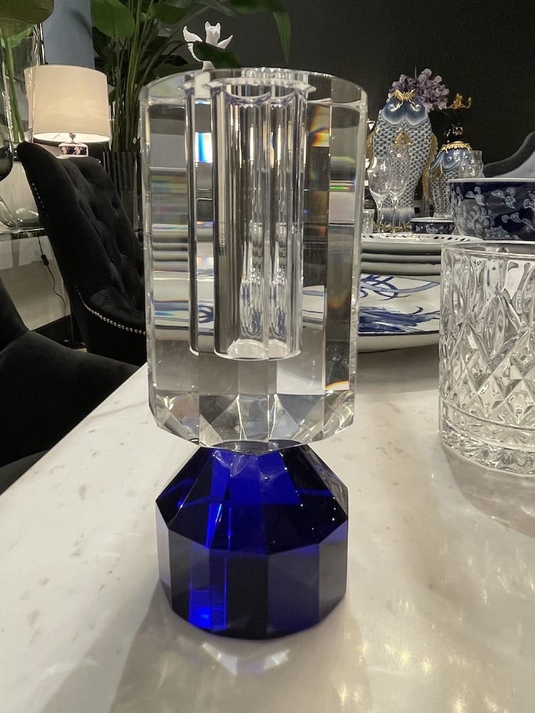 Abhika <br> Candy Blue Vase M - Image 3